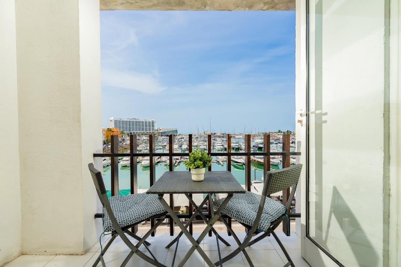 Апартаменты Marina Views Картейра Экстерьер фото